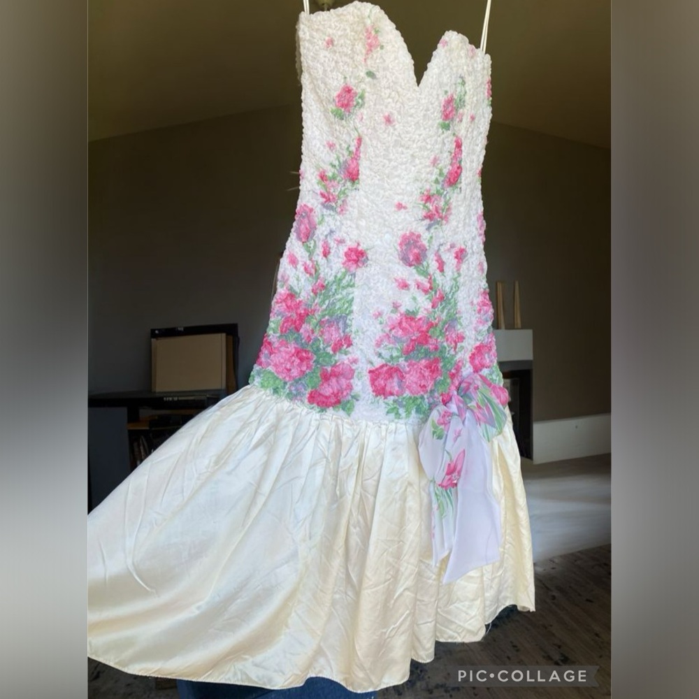 Floral Womens Strapless Dress with Pink and Cream Accents